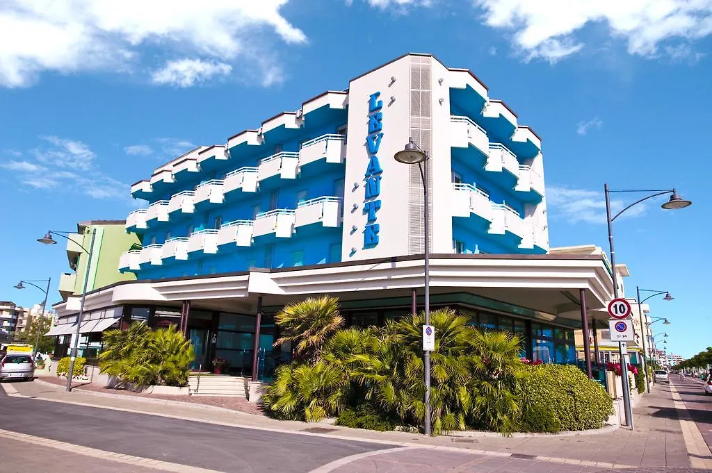 Hotel Levante 벨레지아아지마리나