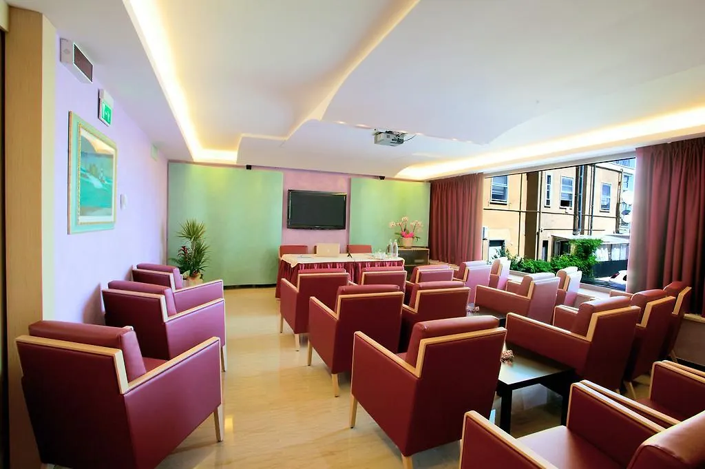 ****  Hotel Levante 벨레지아아지마리나 이탈리아