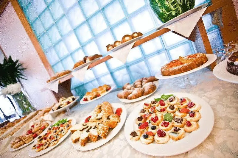 Hotel Levante 벨레지아아지마리나 이탈리아