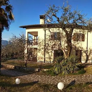 Mery Italien